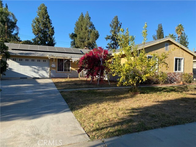 Foto del edificio - 22949 Ingomar St