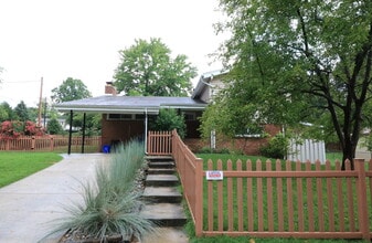 Building Photo - 724 N Belgrade Rd