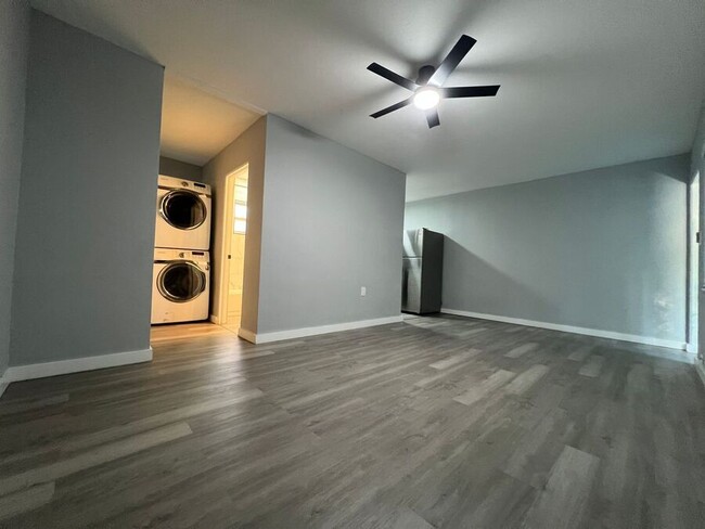 Foto del edificio - 351 Ave N NE