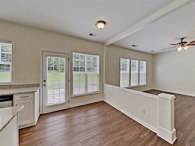 Foto del edificio - 11213 Harmony Ct