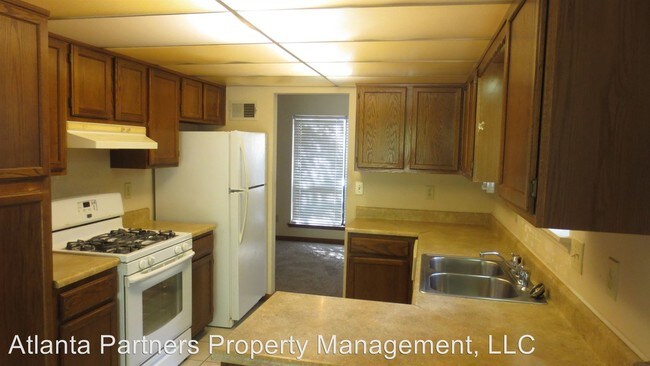 Foto del edificio - 3 br, 2 bath House - 664 Oxford Hall Dr