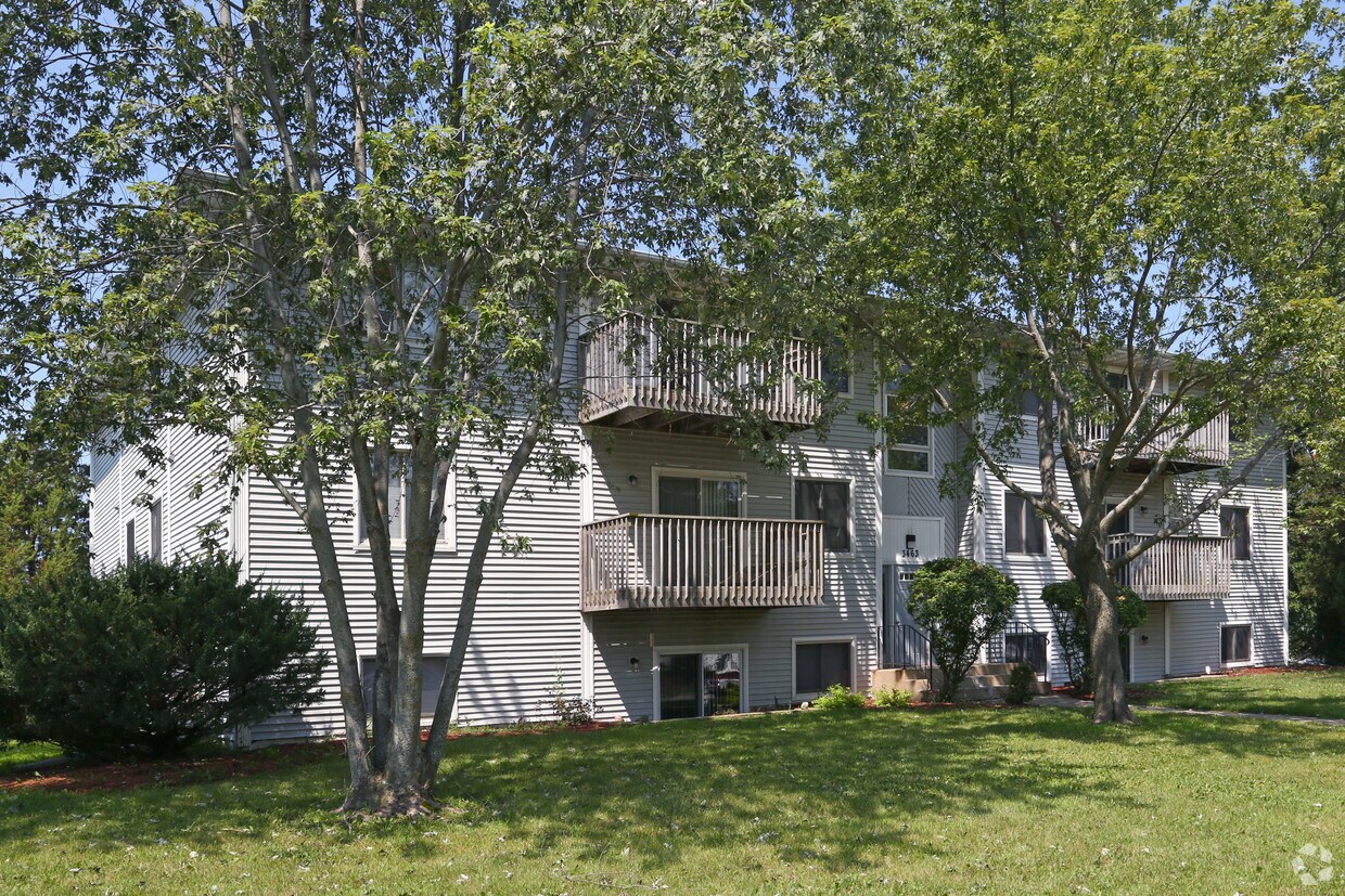 The Hamptons Apartments - Rockford Il Apartmentscom