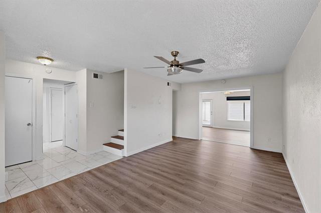 Foto del edificio - 11348 McCree Rd