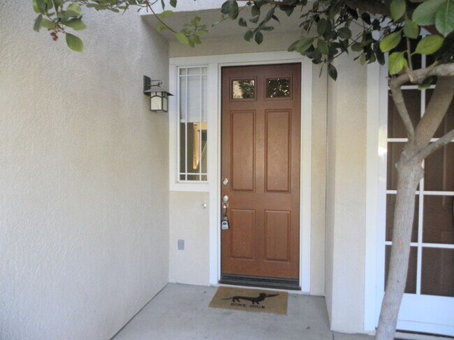 Building Photo - 26507 Tahoe Dr