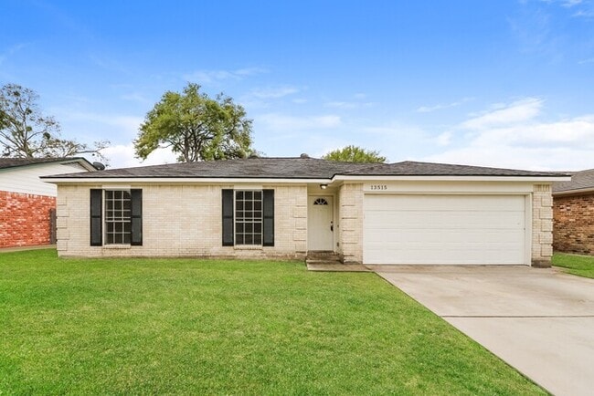 Building Photo - 13515 Greywood Dr