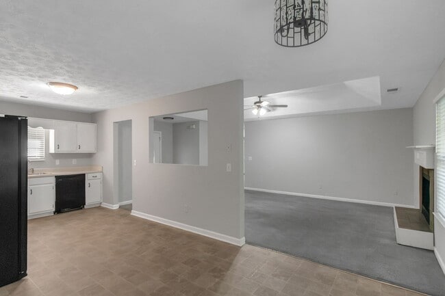 Building Photo - Beautiful 3BR/2BA Ranch Home in Covington!