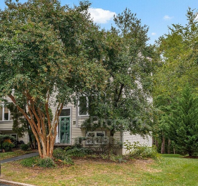 Foto del edificio - 12011 Shore View Dr