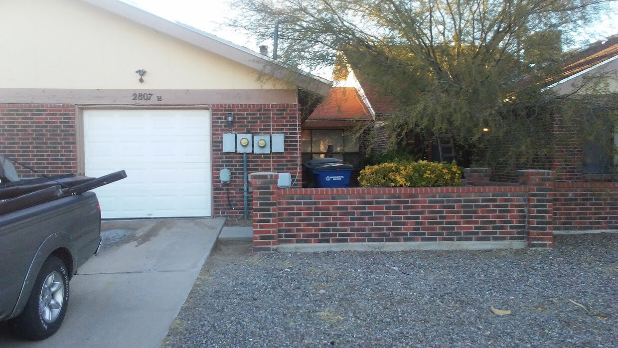 2807 Wong B - 2807 Wong Pl