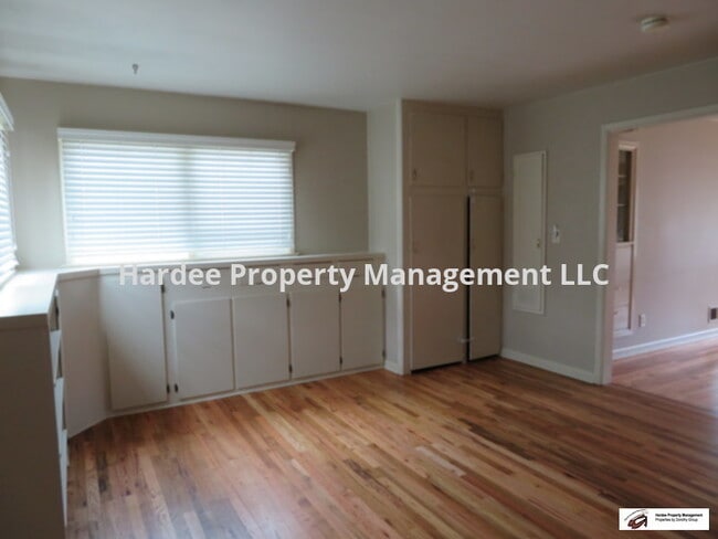 Building Photo - 4105 Cassia St