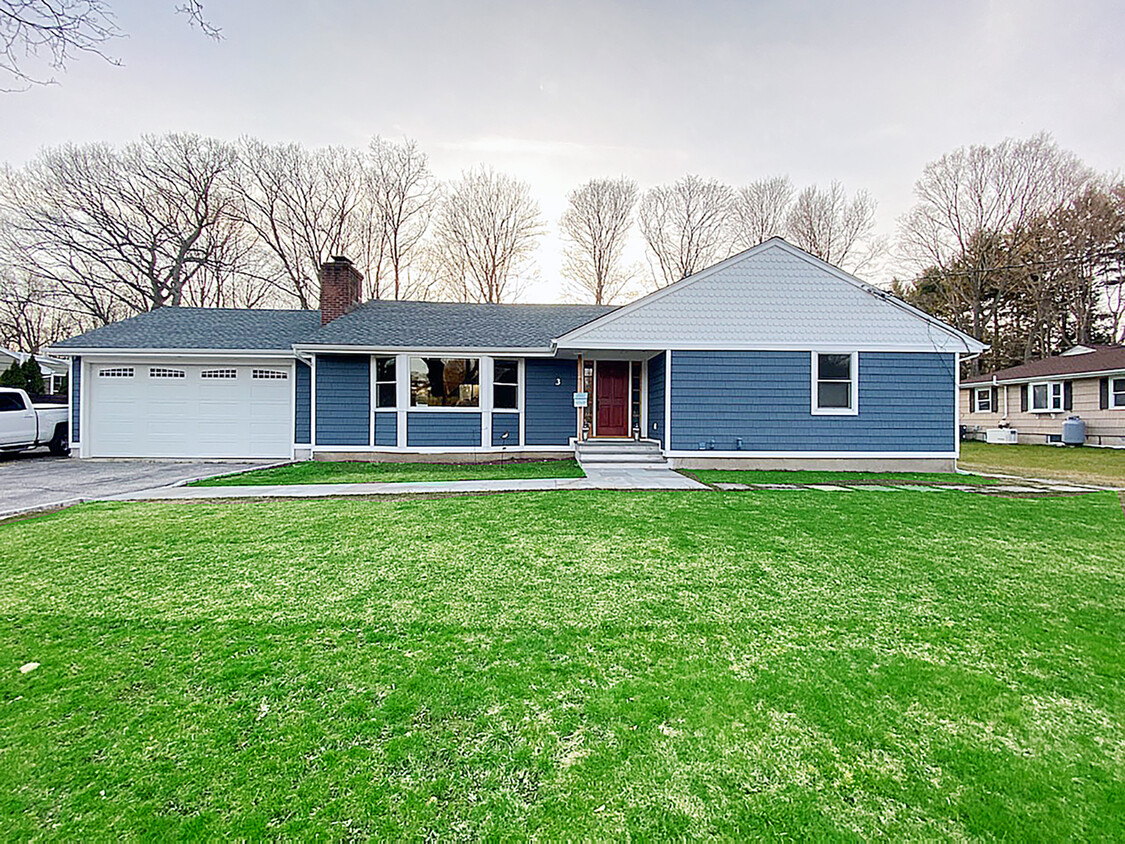 Primary Photo - 3 Mill Brook Dr
