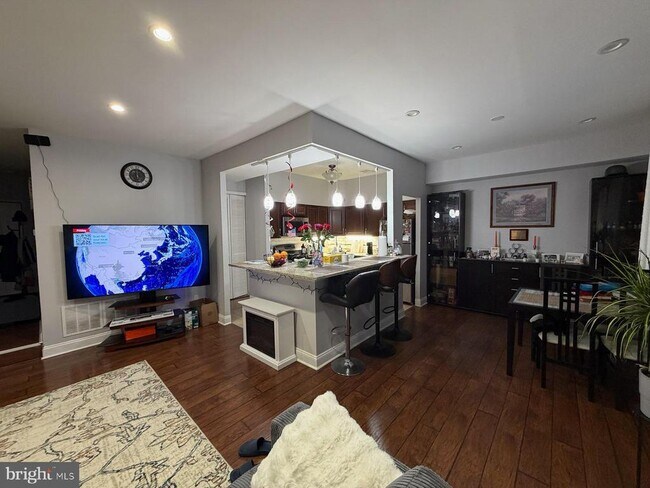 Foto del edificio - 301 Byberry Rd