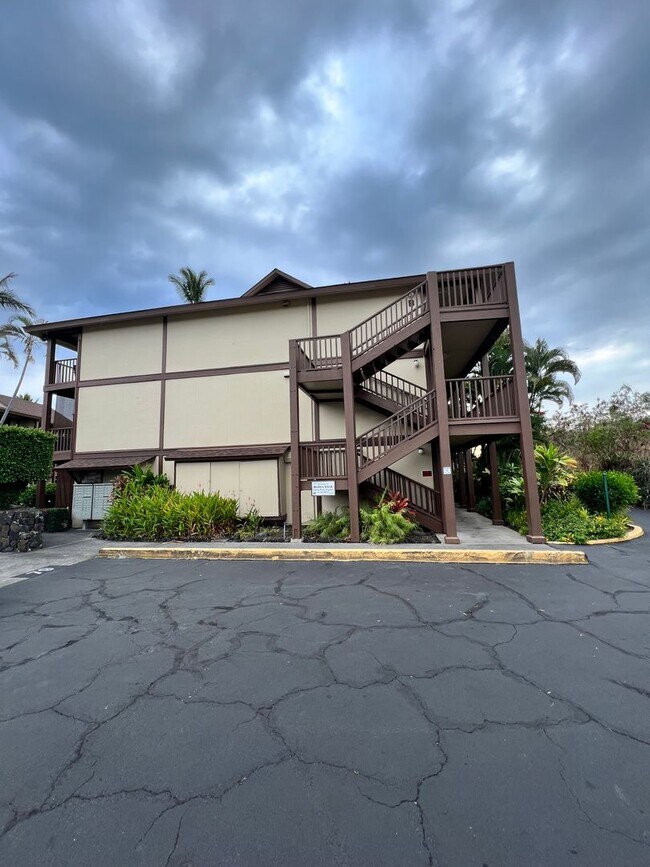 Building Photo - Furnished 1 bedroom 1 bath condo
