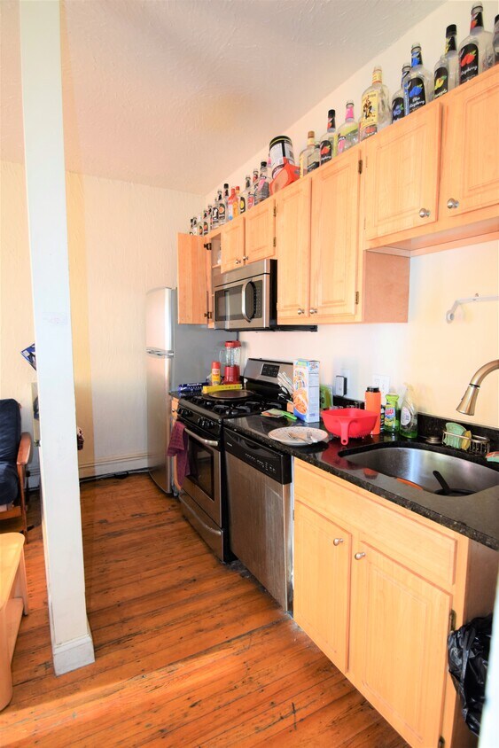 93 Hillside St, Roxbury Crossing, MA 02120 93 Hillside St Roxbury