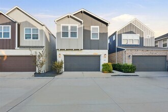 Building Photo - 4106 Split Ivy Dr