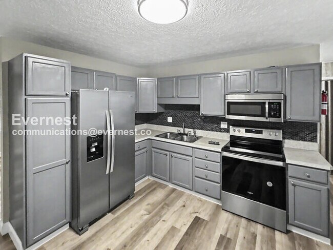 Building Photo - 144 Marvin Ln