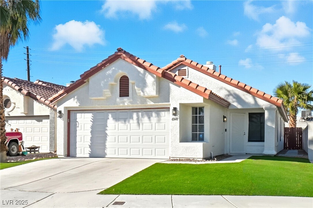 Foto principal - 6928 W Atrium Ave