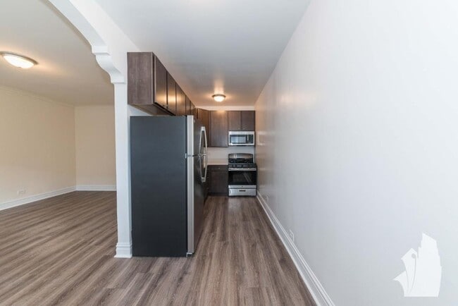 Building Photo - 2936 West Palmer-208