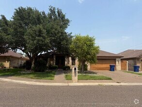 Building Photo - 8711 Jerry Loop