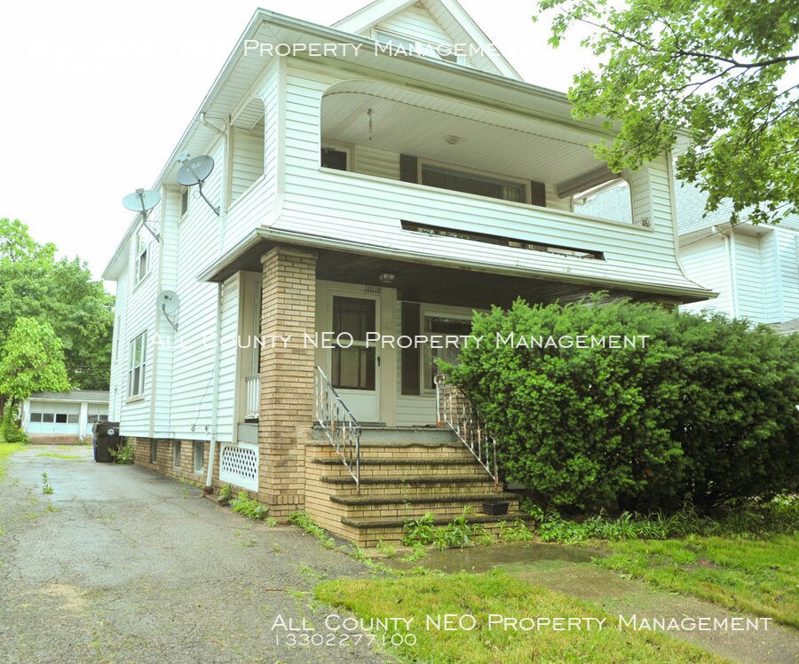 Primary Photo - 10118 Champion Ave