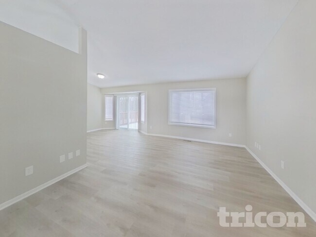 Foto del edificio - 14098 Yosemite Ave S