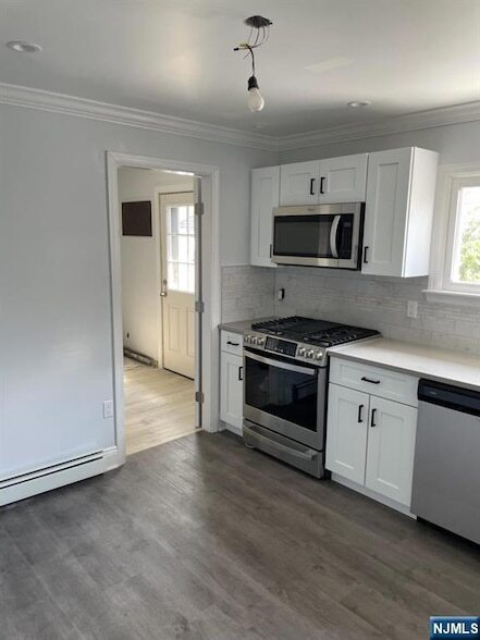 Foto del edificio - 99 Belmount Ave