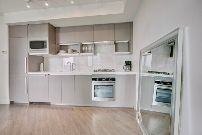 Photo du bâtiment - 30 Smithe St