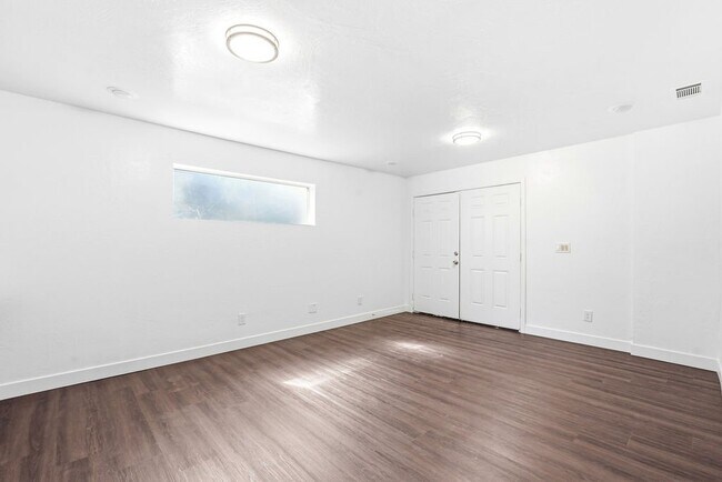 Foto del edificio - 23855 Zuger Dr