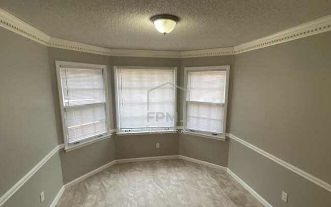 Building Photo - 7089 Cobblestone Dr