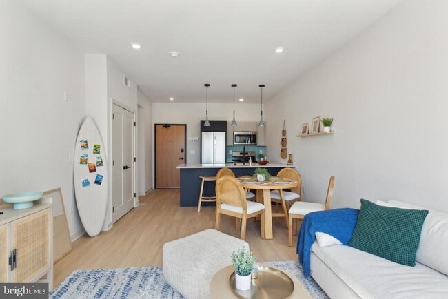 Foto del edificio - 1775 N American St