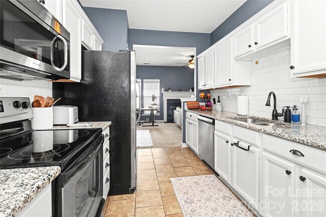 Foto del edificio - 9446 Cadman Ct