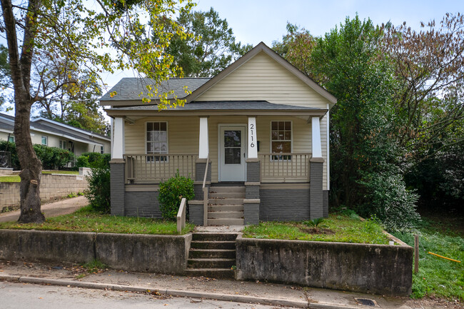 Building Photo - 2116 Senate St