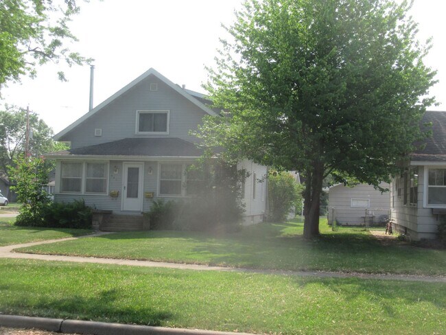 Foto del edificio - 501 3rd Ave NE
