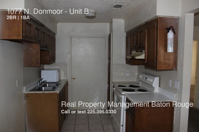 Foto del edificio - 1077 N Donmoor Ave