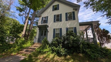 Building Photo - 126 Sullivan St
