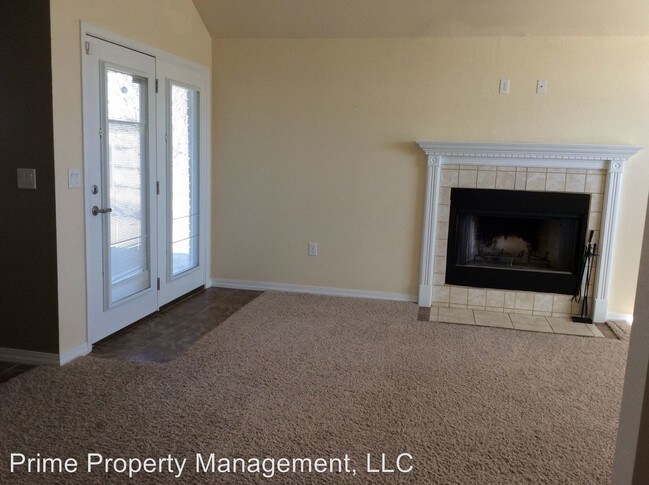 Building Photo - 4428 Sandstone Dr