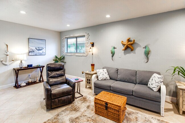 Building Photo - 7199 Blanquilla Ct