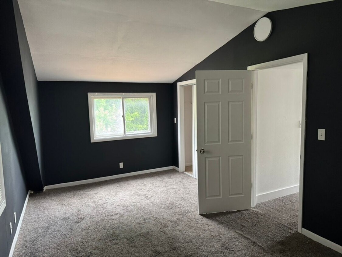 Foto principal - Nice 3-Bedroom Single Family Home Availabl...