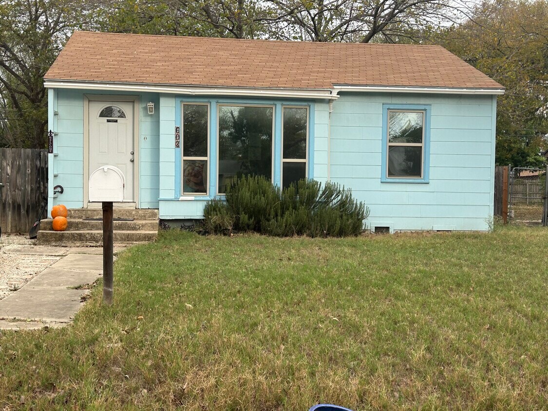 Primary Photo - Blue House