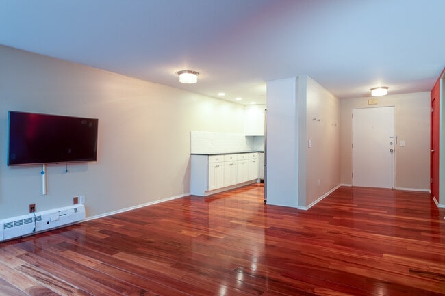 Photo - 1600 43rd Ave E Townhome