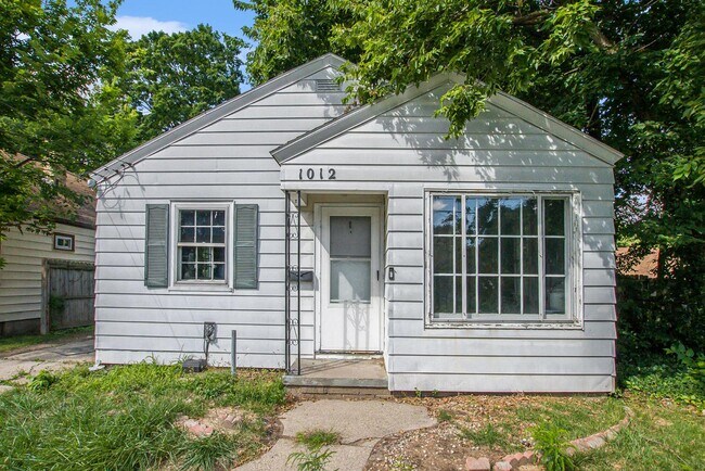 Building Photo - 1012 Woodbine Ave