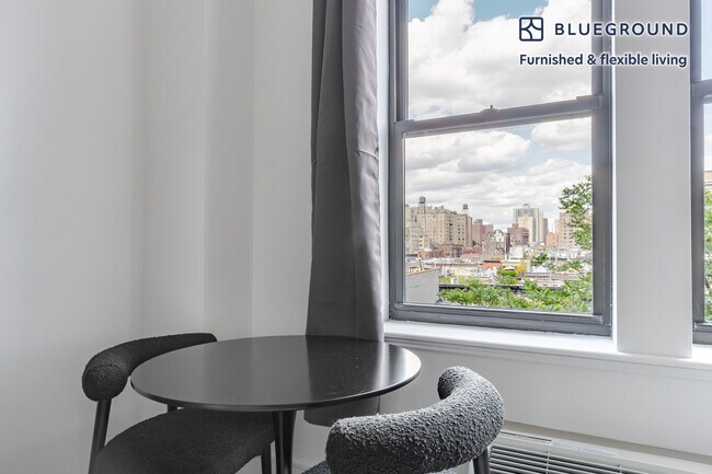 Foto del edificio - 45 W 81st St