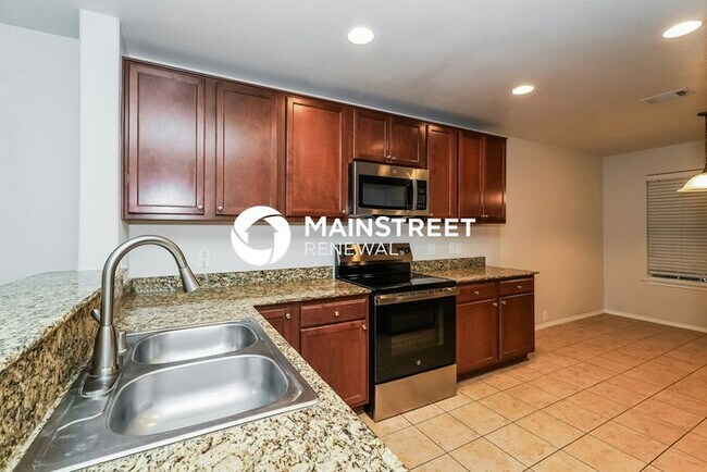 Foto del edificio - 4 Bedroom Pet-Friendly Home in FORT WORTH, TX with Main Street Renewal