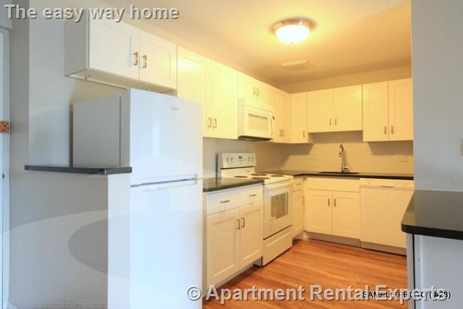 Photo - 134 Summer St Apartment