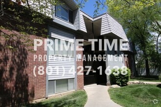 Building Photo - 1671 Willowbrook Dr