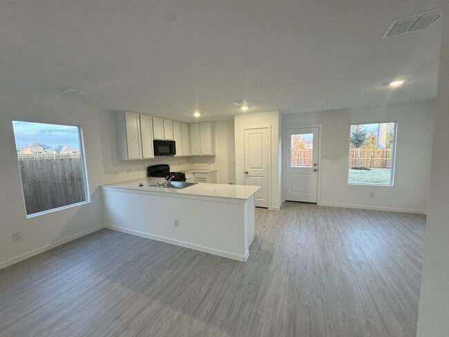 Foto del edificio - 7908 Gilbert St
