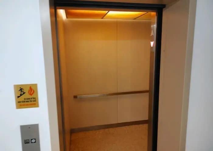 Building Photo - 149 E Jones St