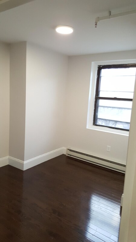 Foto del edificio - 91 Westland Ave