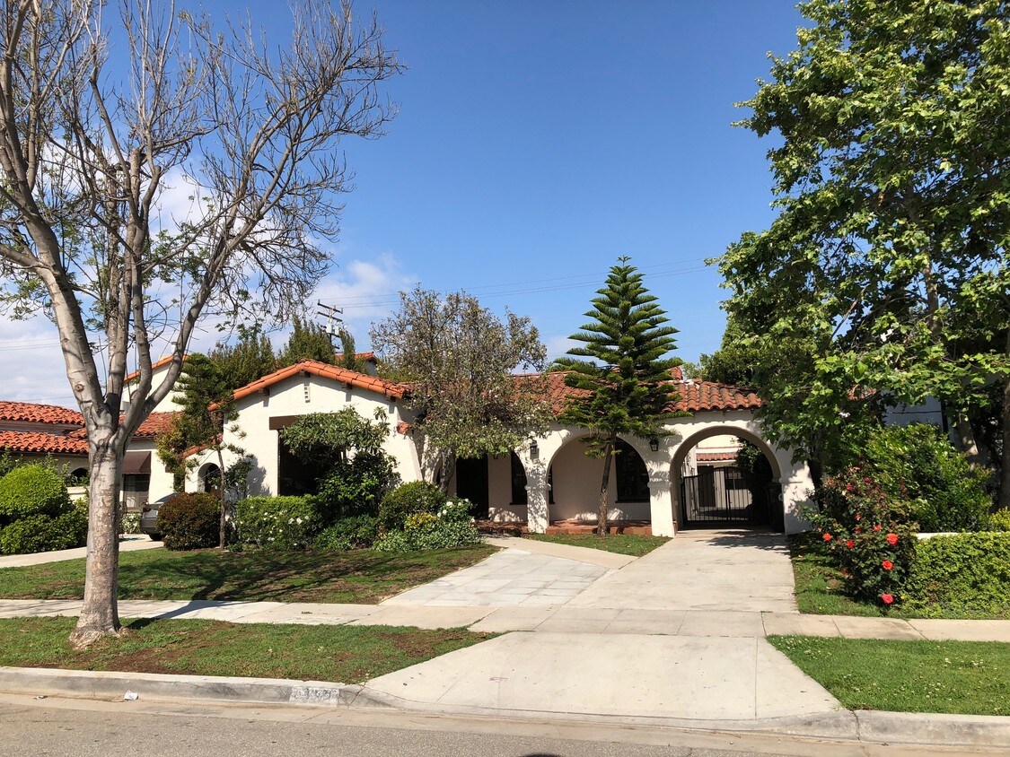 332 S Clark Dr, Beverly Hills, CA 90211 House Rental in Beverly Hills