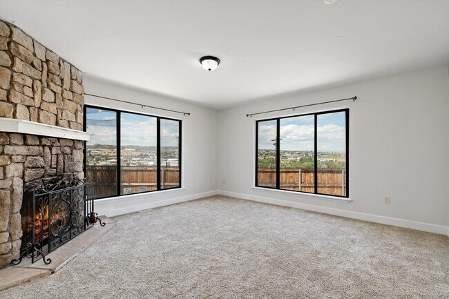 Foto del edificio - 21 Mountain Shadows Ct