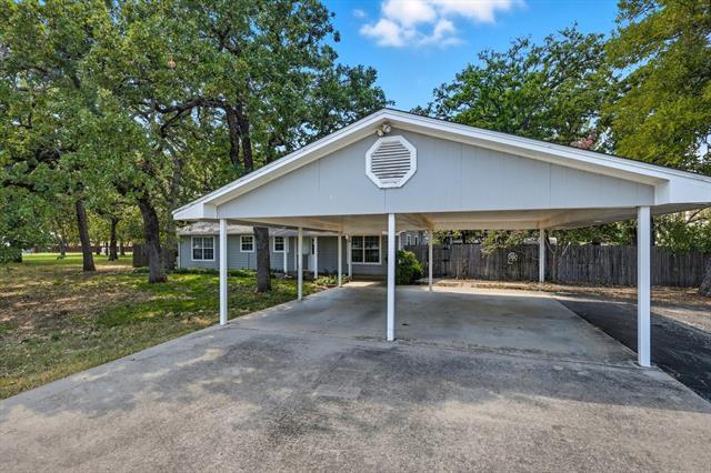 Building Photo - 5702 Teasley Ln
